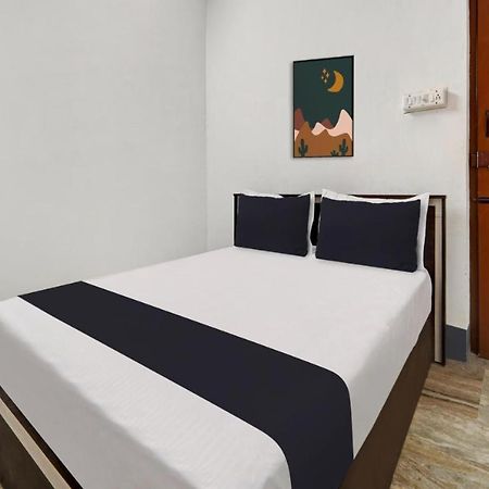 Queen D Tower - By Grands Inn Hospitality Tallākulam Exterior photo
